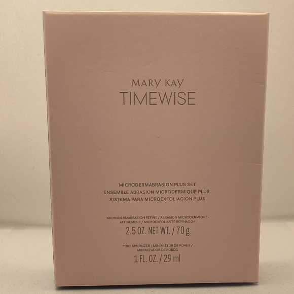 Mary Kay Cream Makeup Collection - Picture 1 of 1